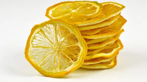 Lemon flakes